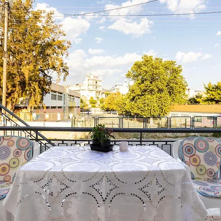 Apartament Kalamata's Sunny Retreat Near The Historic Center